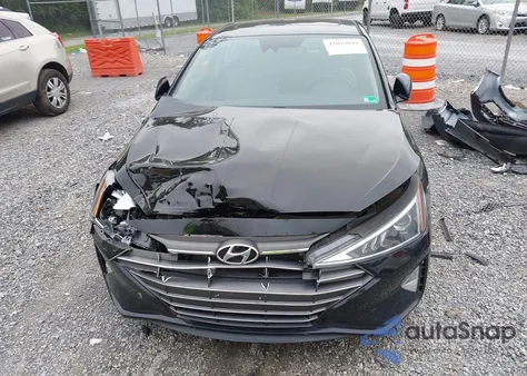 2020 Hyundai Elantra Value Edition z USA, uszkodzony, nr VIN 5NPD84LF8LH546960